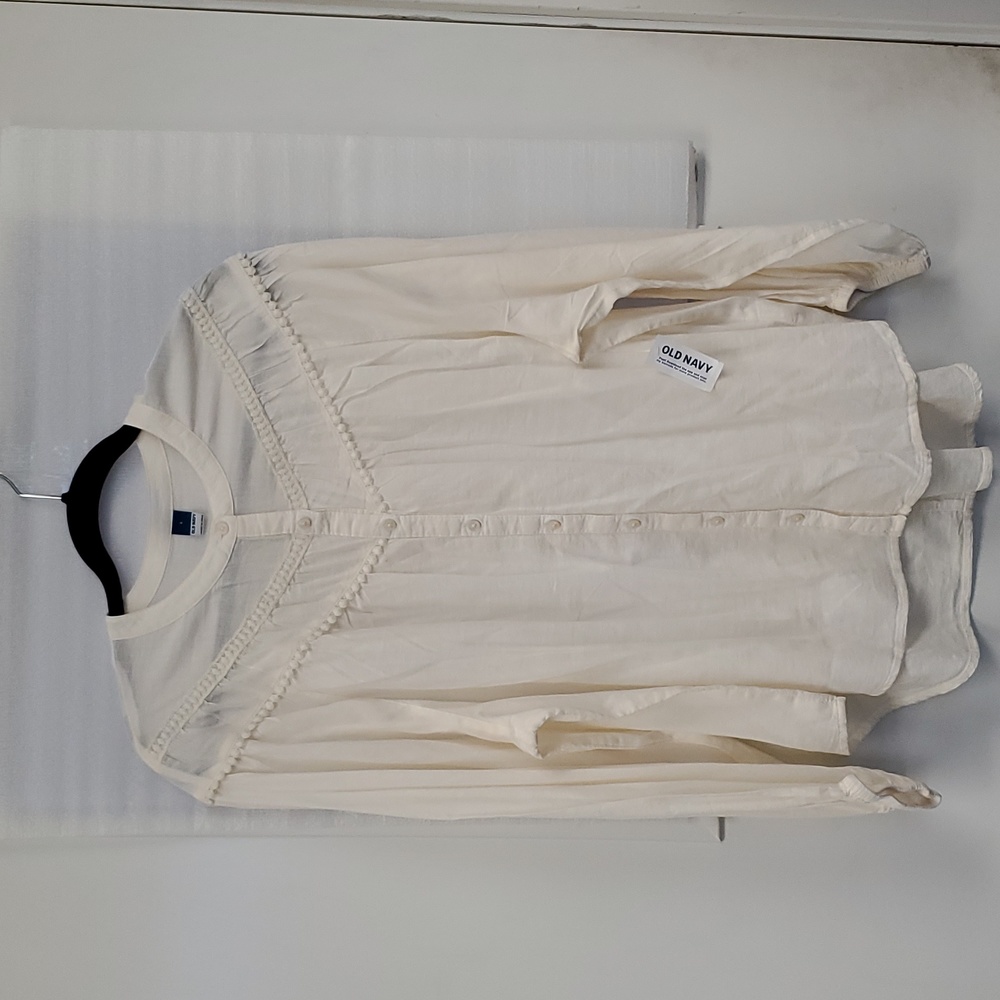 NWT Old Navy Feminine Blouse L